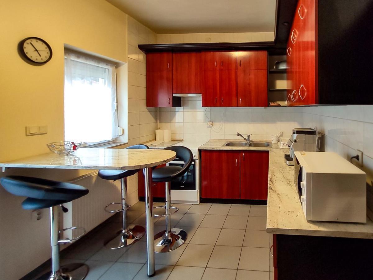 Afrodite Apartmanhaz Eger Bagian luar foto