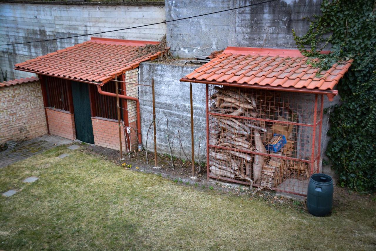 Afrodite Apartmanhaz Eger Bagian luar foto